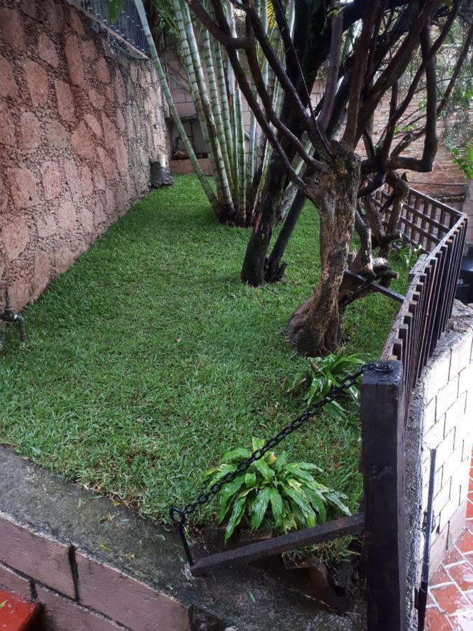 Villa Casa Bugambilias Taxco de Alarcón Exterior foto